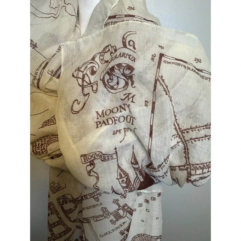 Marauders Map Mischief Makers Scarf, Wizarding Trunk, Harry Potter,‎ Hogwarts HP
